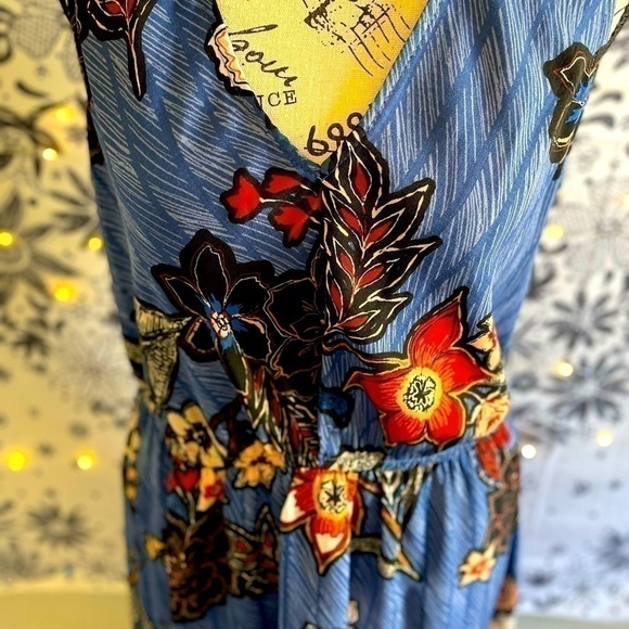 Blue floral hi low dress with ruffle and tie back - Picture 6 of 6